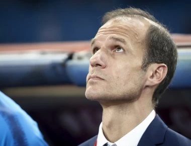 Μπασινάς: «Γράφονται ψέματα για την Εθνική, να σκύψουμε το κεφάλι και να δουλέψουμε»